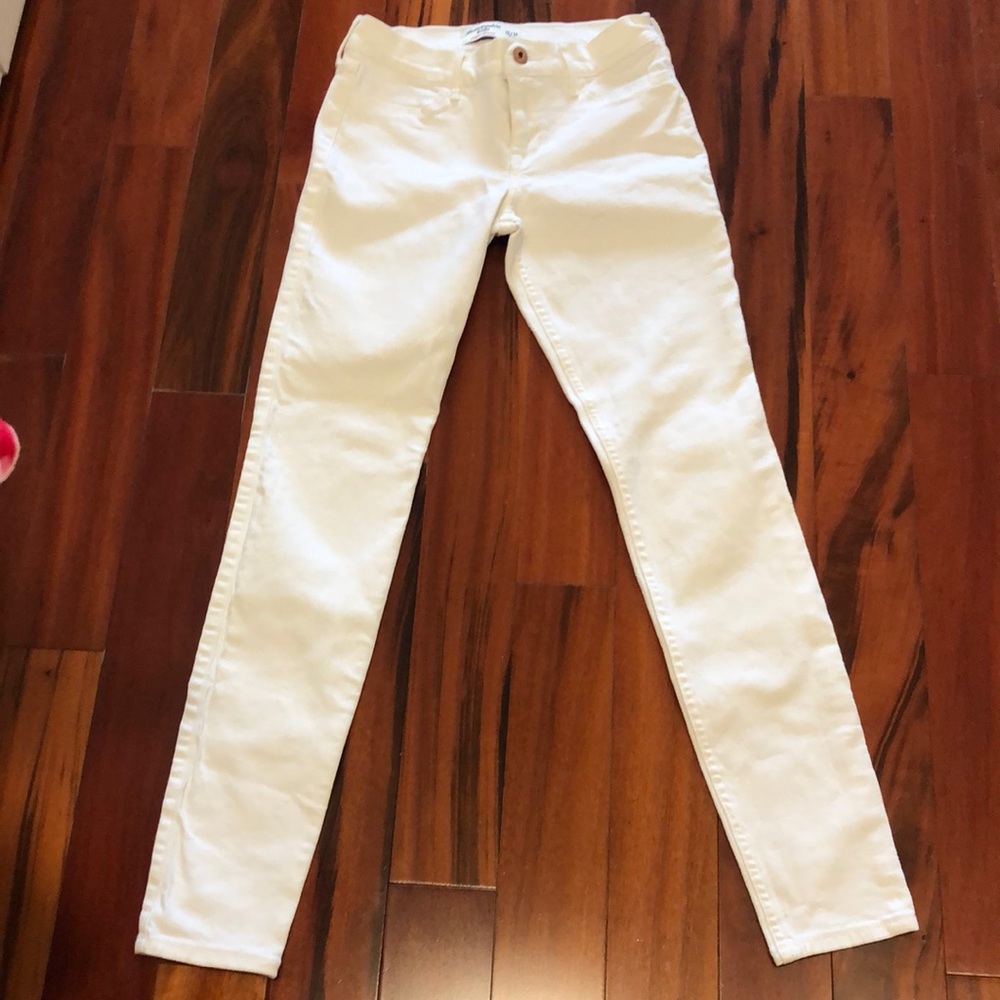 Abercrombie kids white size 13/14